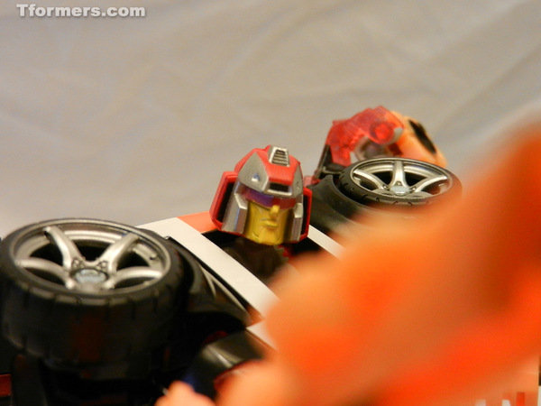 Botcon 2012 Convention Exclusives Timelines Kick Over  (15 of 16)